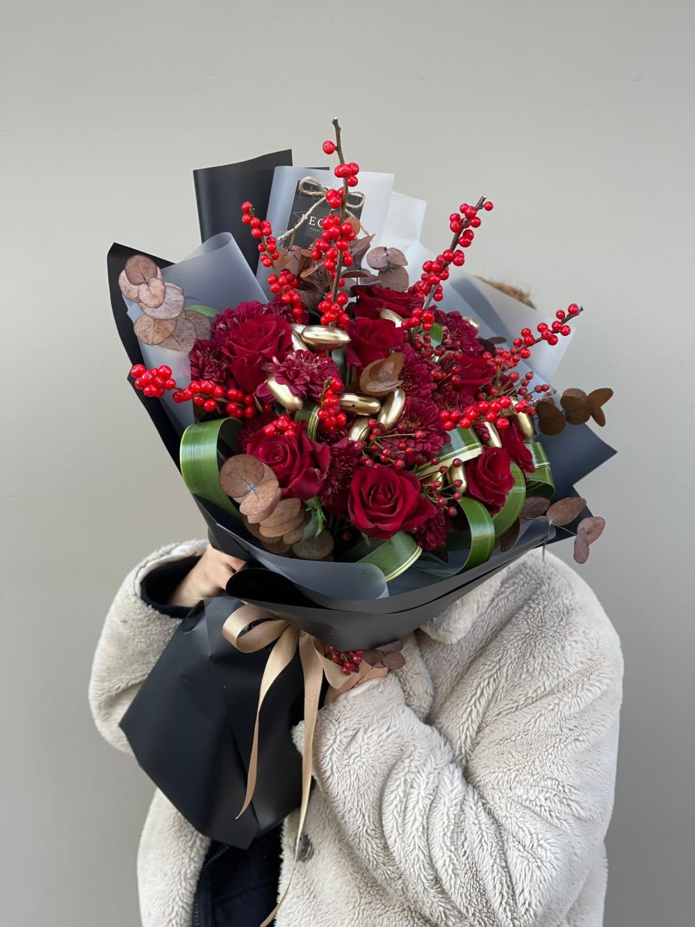 Red Gold Festive Bouquet